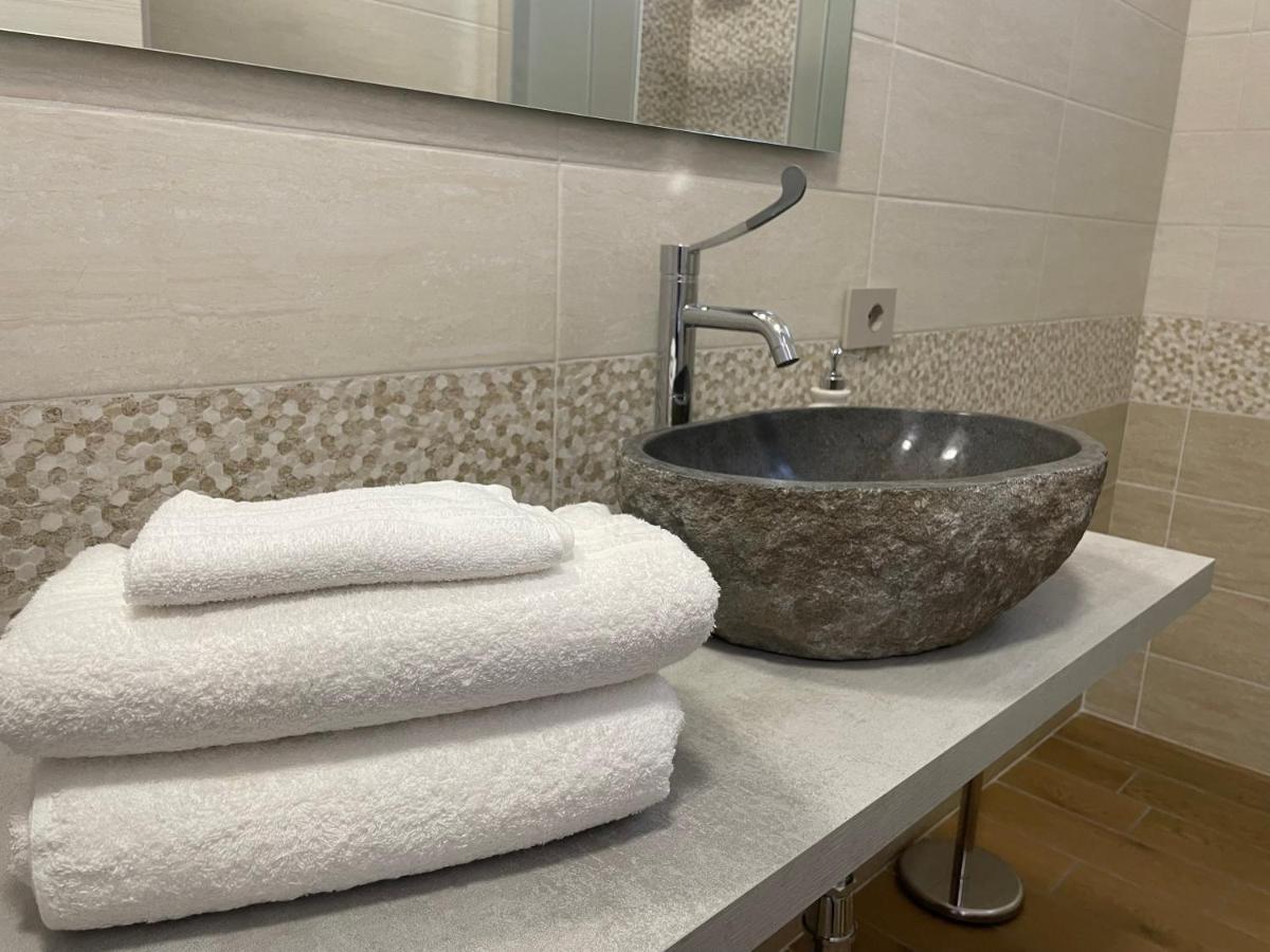 Villoresi Rooms Castano Primo ภายนอก รูปภาพ