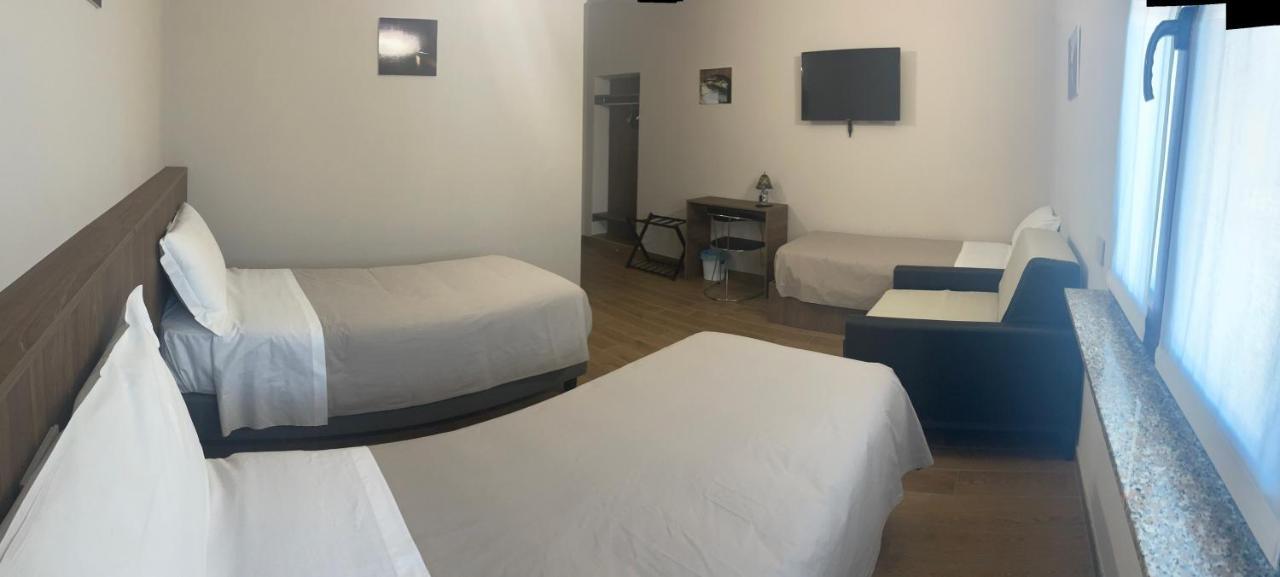 Villoresi Rooms Castano Primo ภายนอก รูปภาพ