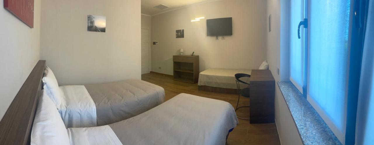Villoresi Rooms Castano Primo ภายนอก รูปภาพ