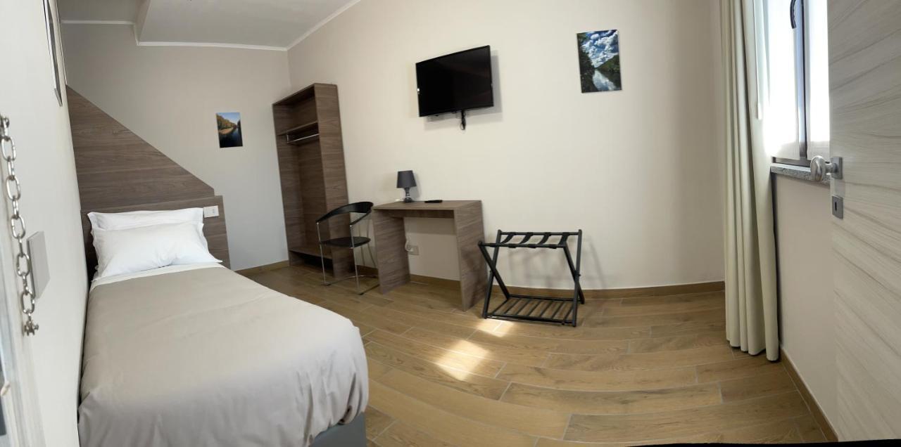 Villoresi Rooms Castano Primo ภายนอก รูปภาพ